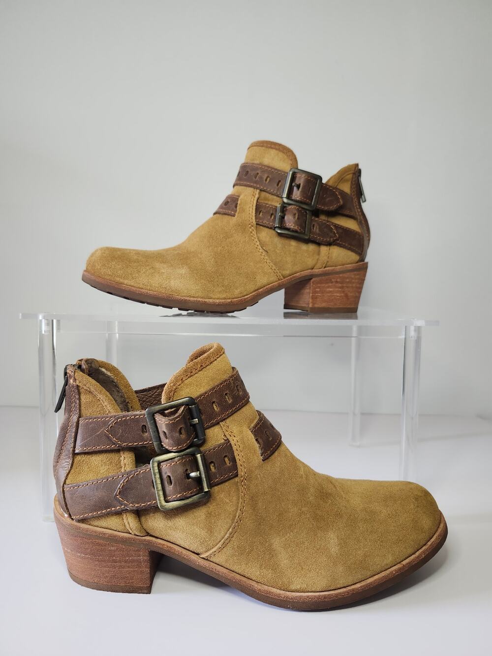 UGG Womens Dandridge Boots Booties Chestnut Brown Suede Leather Buckle Size 6